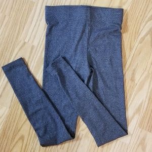 Forever 21 grey leggings.
